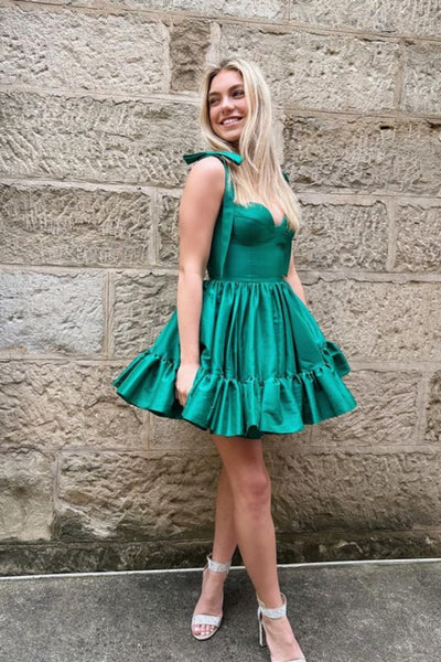 Sweetheart Neck Green Satin Short Prom Dress, Green Homecoming Dress, Short Green Formal Graduation Evening Dress WT1908
